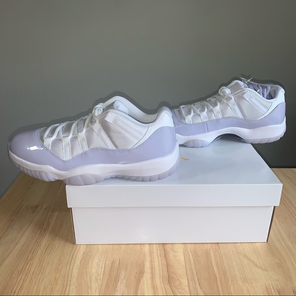 Air Jordan 11 Retro Low Pure Violet W Shoes - Picture 3 of 7